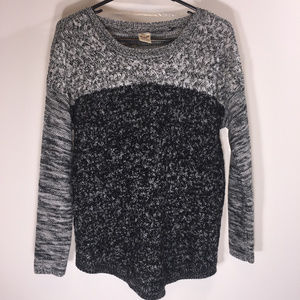 Gray and Black Knit Long Sleeve Sweater